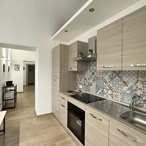 https://la-casa-di-gio.palermohotels.org